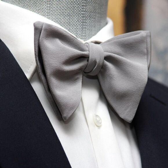 Men's Self-tied Bow Tie 100%Silk Big Butterfly Solid Grey S680 - Picture 4 of 10